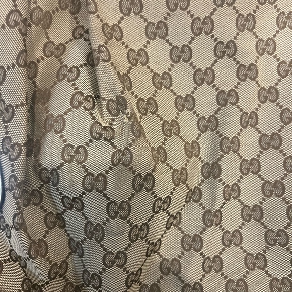 Large Gucci Sukey Bag - Picture 4 of 9